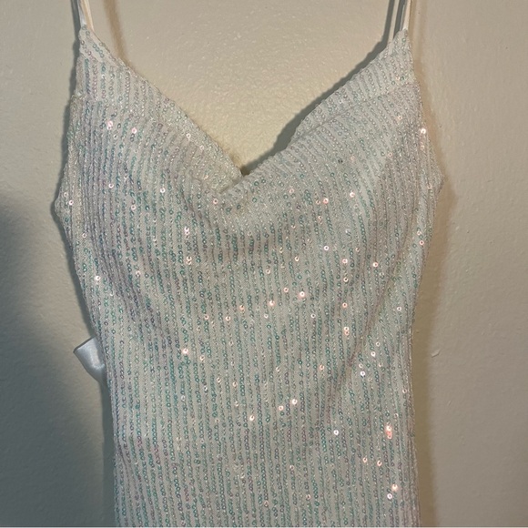B Darlin Large bow Tie Back White Sequin Dress Size 0 Hoco Bridal Party Formal - Picture 7 of 8